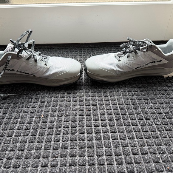 Altra Men's Lone Peak 9 Gray - 10.5 - Picture 4 of 4
